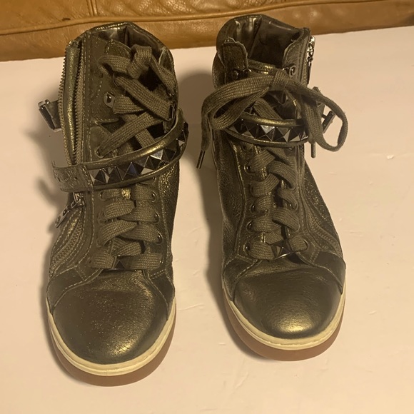 Michael Kors “Glam” Stud High Top Sneaker in Gunmetal- Sz 9 - Picture 1 of 7
